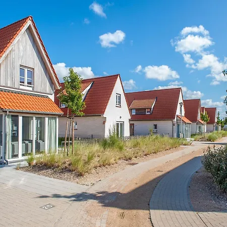 Single-storey Bungalow At 10 Km From Ostend * Bredene